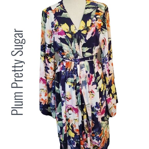 Plum Pretty Sugar Other - Plum Pretty Sugar floral robe size large